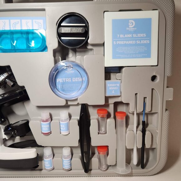 NEW Discovery #MINDBLOWN Microscope Set 48-Piece with Durable Metal Framework - Picture 16 of 16
